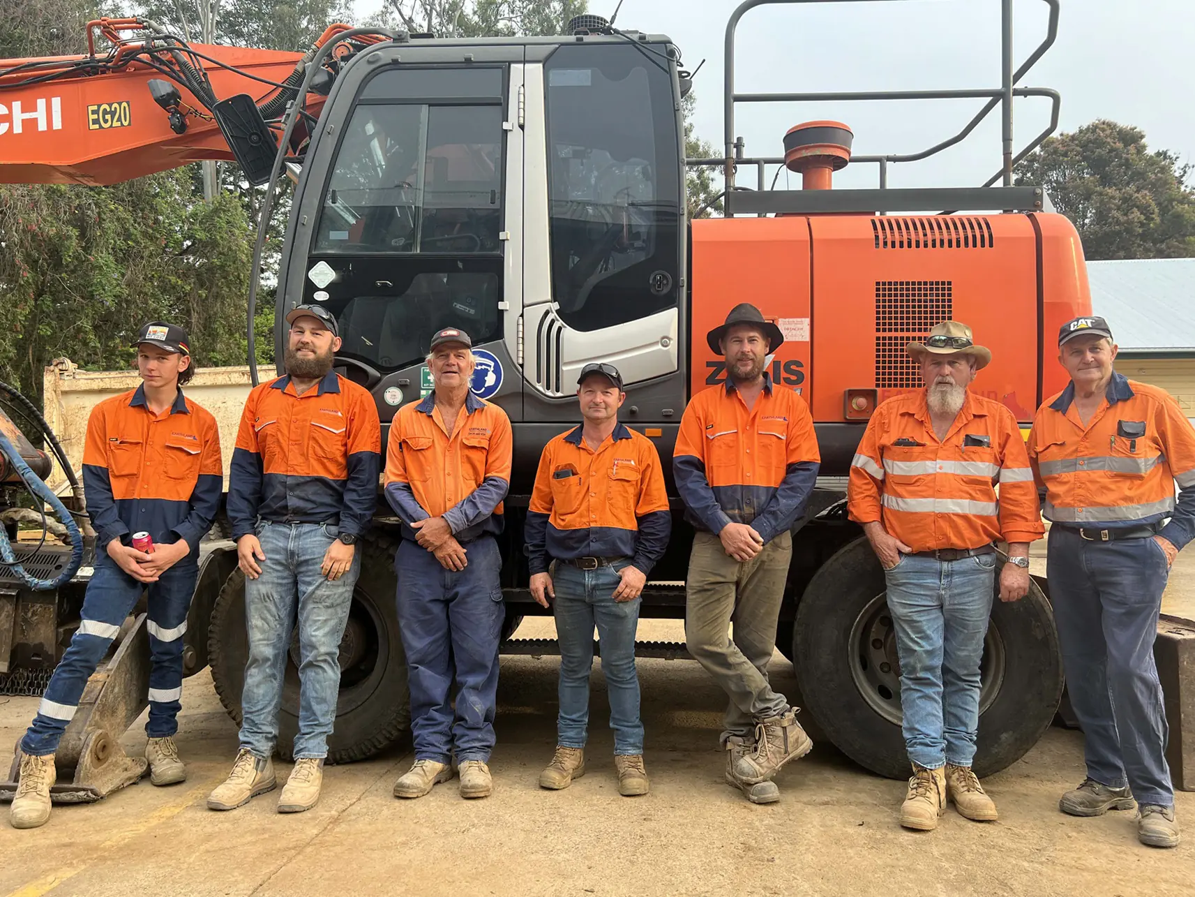 Earthland Group working on the Borumba Project.